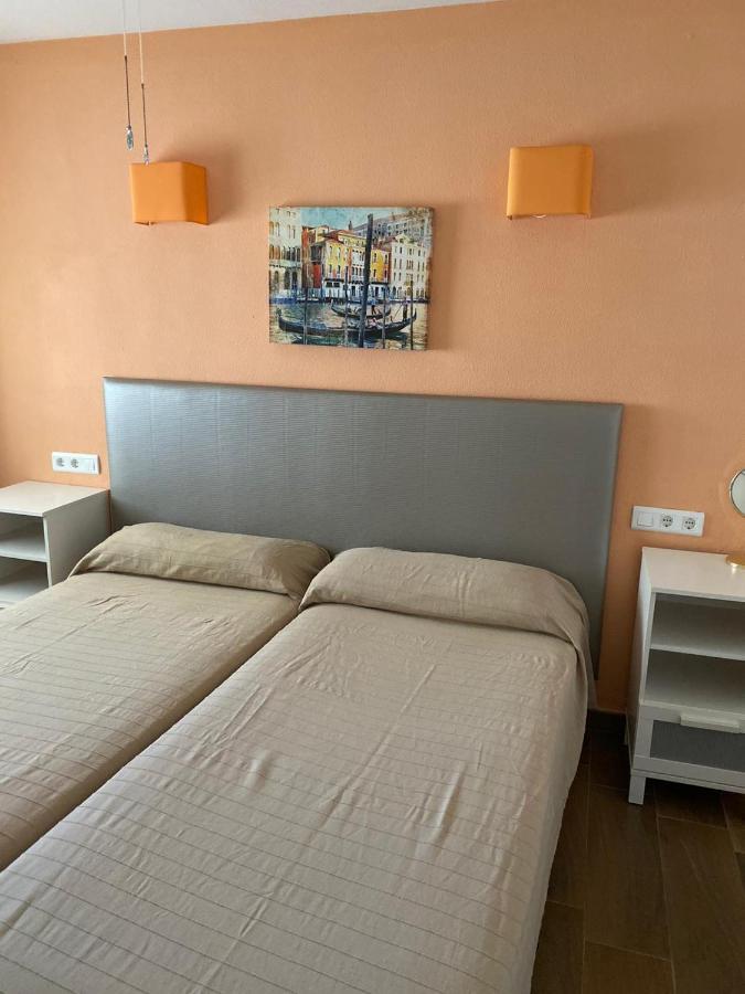 Apartamentos Sol Y Playa 托雷莫利诺斯 外观 照片